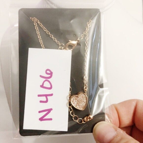 Druzy Heart Pendant Necklace Rose Gold Tone - Picture 8 of 9